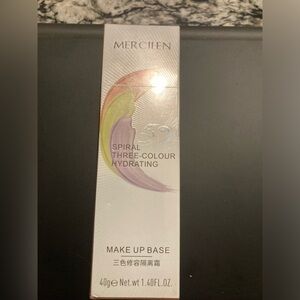 Mercilen makeup base in 1.4 fl oz base.NWT. Spiral 3 colour hydrating.
